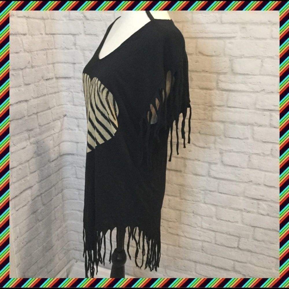 NWOT, Wildfox Oversized Fringe Tunic with Zebra Print Heart: Fits XS-M - Picture 5 of 7